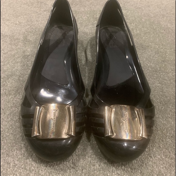 Salvatore Ferragamo Bermuda Jelly - Picture 2 of 4